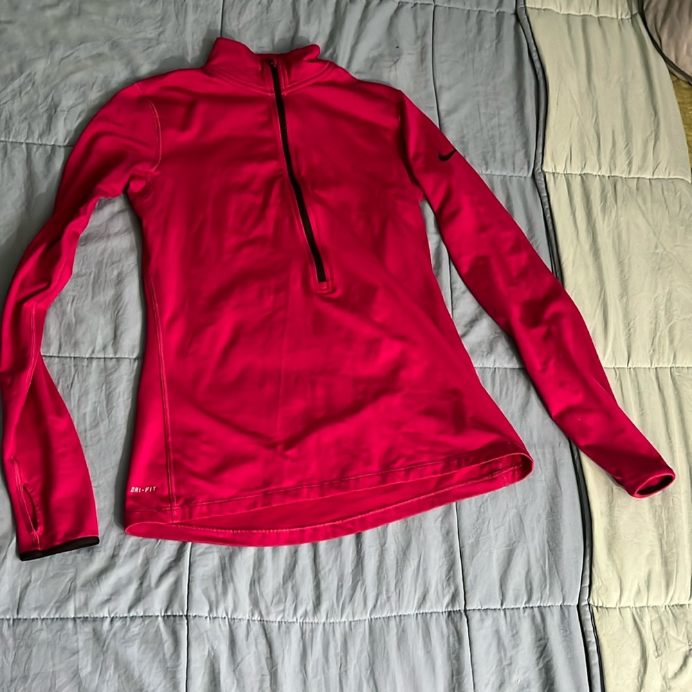 Nike 1/2 zip workout top